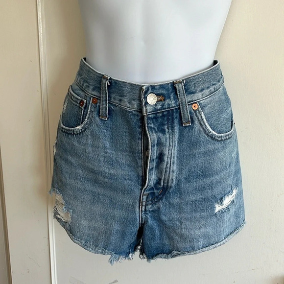 Madewell Relaxed cutoff  Denim Shorts in Homecrest Wash: size 30 coastal Cowgirl - Picture 5 of 13